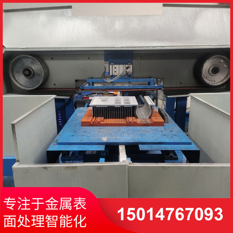 鋁材(cai)直(zhi)紋(wen)拉絲機定(ding)製