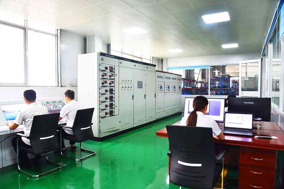 品(pin)控(kong)室(shi)